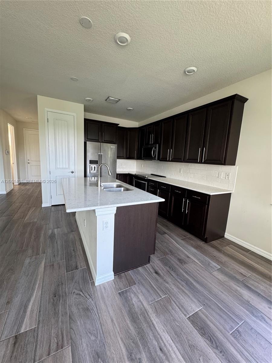 4729 Greenway Drive — photo 11