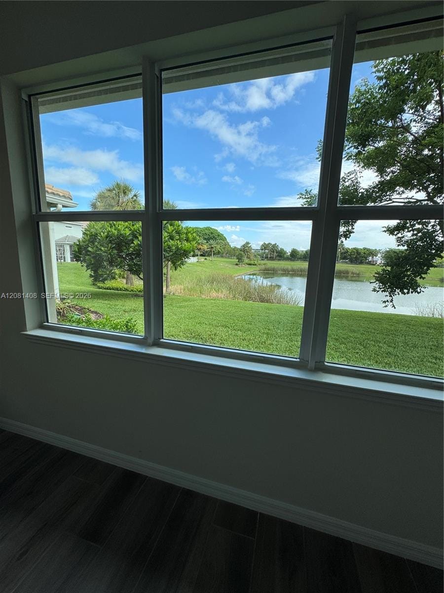 4729 Greenway Drive — photo 4