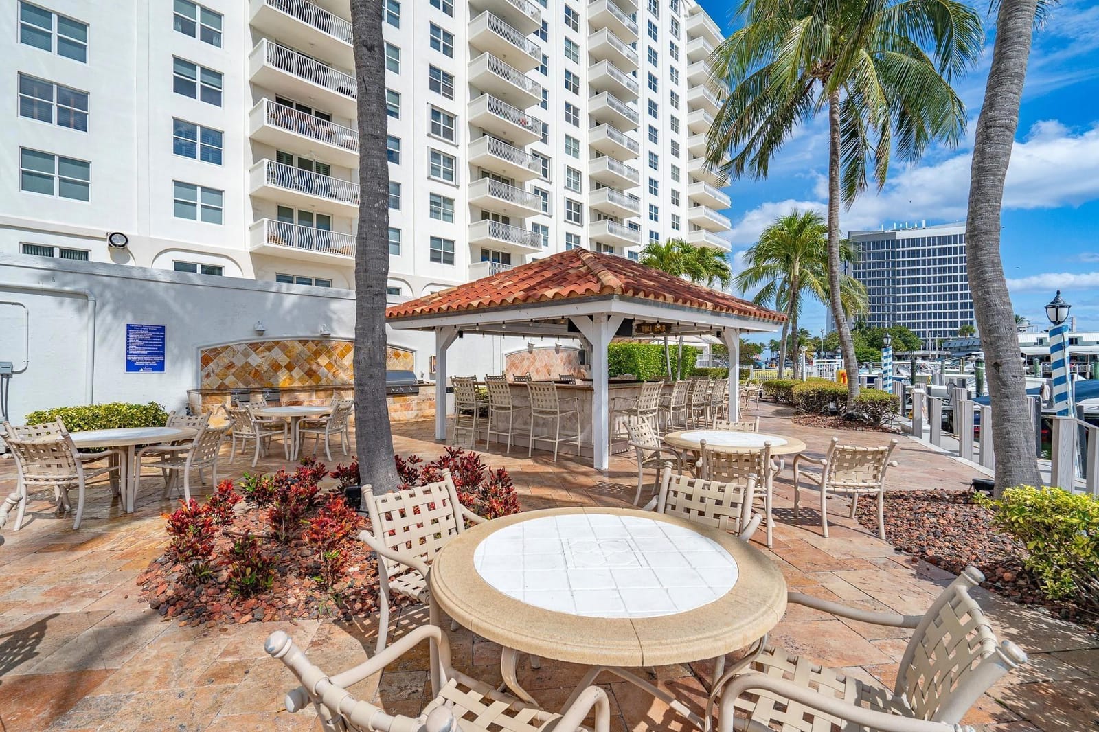 1 LAS OLAS Circle 415 — photo 11