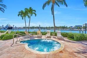 1 LAS OLAS Circle 415 — photo 8