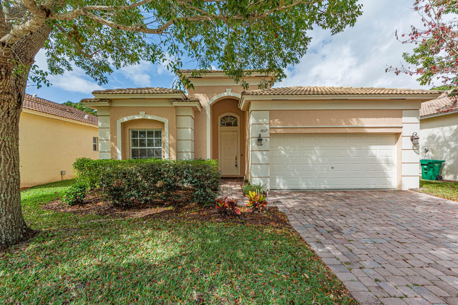5717 SPANISH RIVER Road, Fort Pierce, FL 34951 photo 2