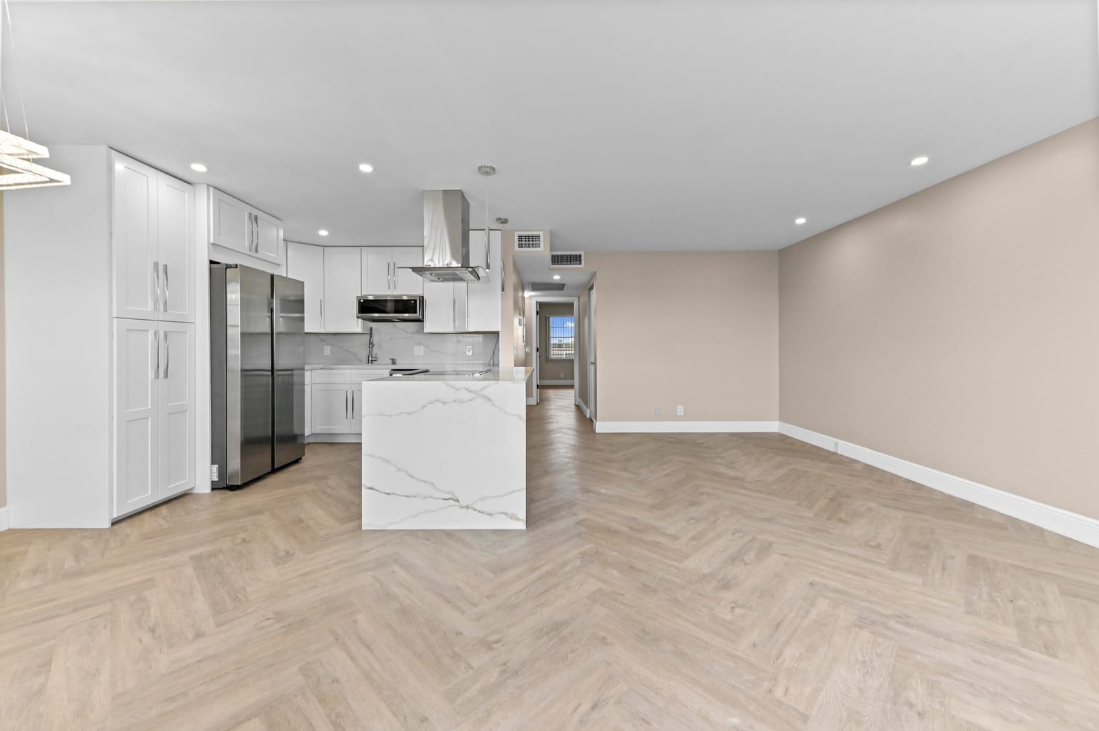 4055 Wolverton C — photo 5