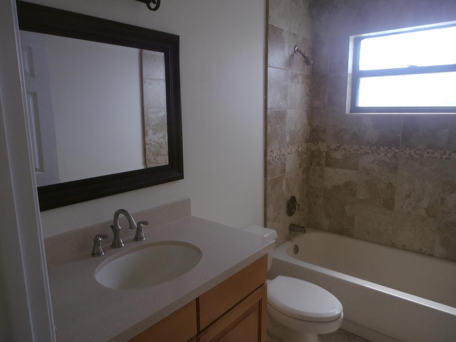 376 La Mancha Avenue — photo 5