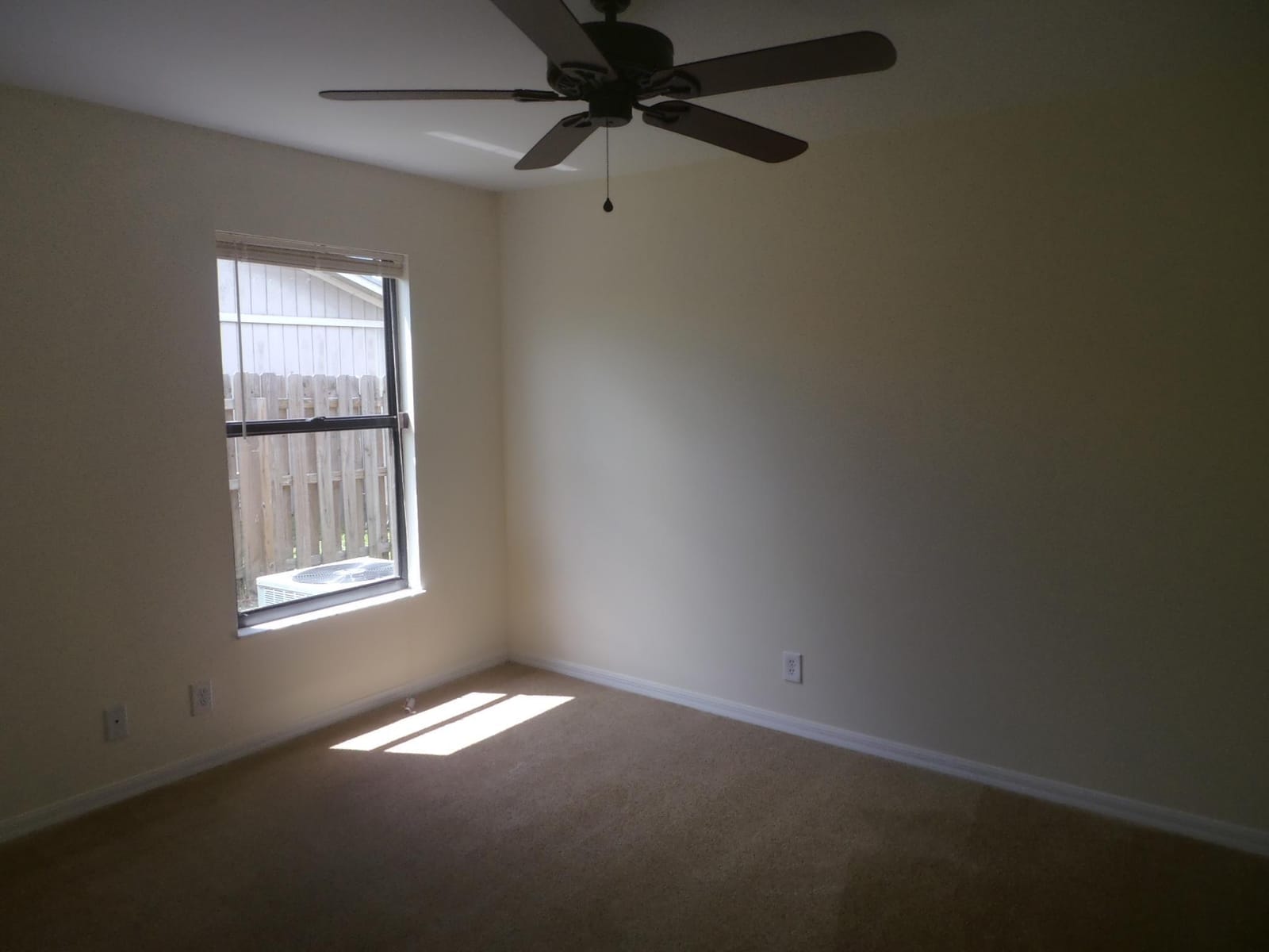 376 La Mancha Avenue — photo 6