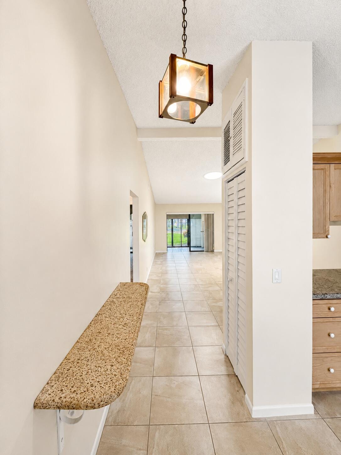 611 Sea Pine Way A — photo 4