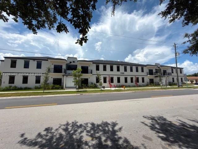 17020 SW 104th Avenue 204, Miami, FL 33157