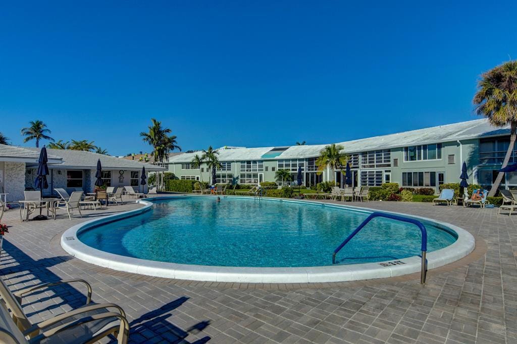 5540 N OCEAN Boulevard 110, Ocean Ridge, FL 33435