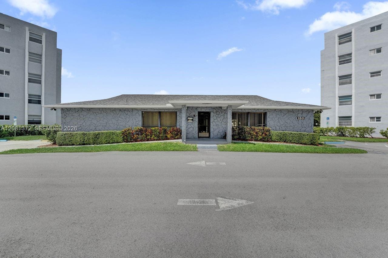 170 SE 5th Avenue 405, Dania Beach, FL 33004 photo 27