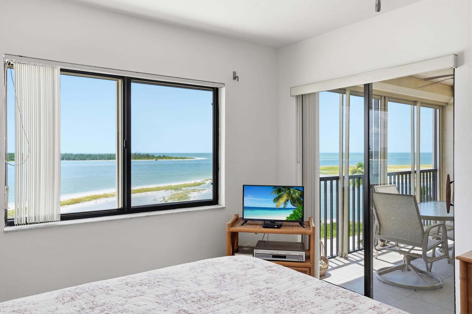 8402 Estero Boulevard Apt 405, Fort Myers Beach, FL 33931 photo 23