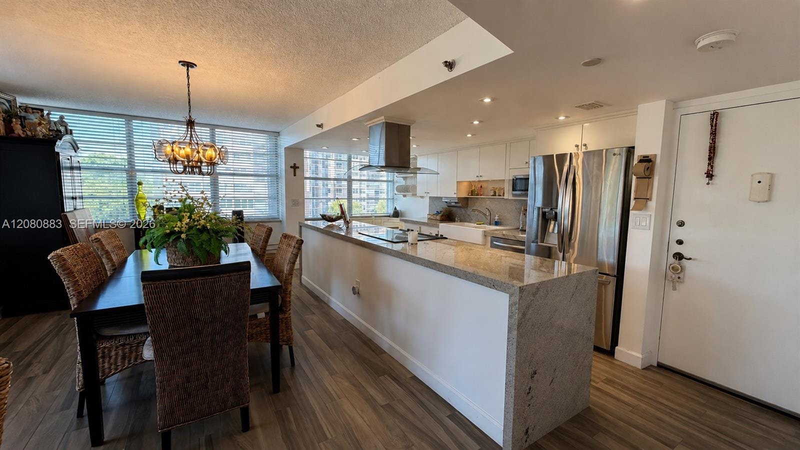 1200 Saint Charles Place 411 — photo 3
