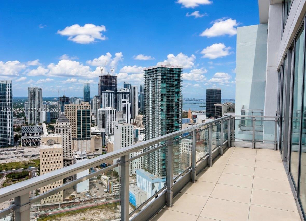 90 SW 3rd Street PH08, Miami, FL 33130