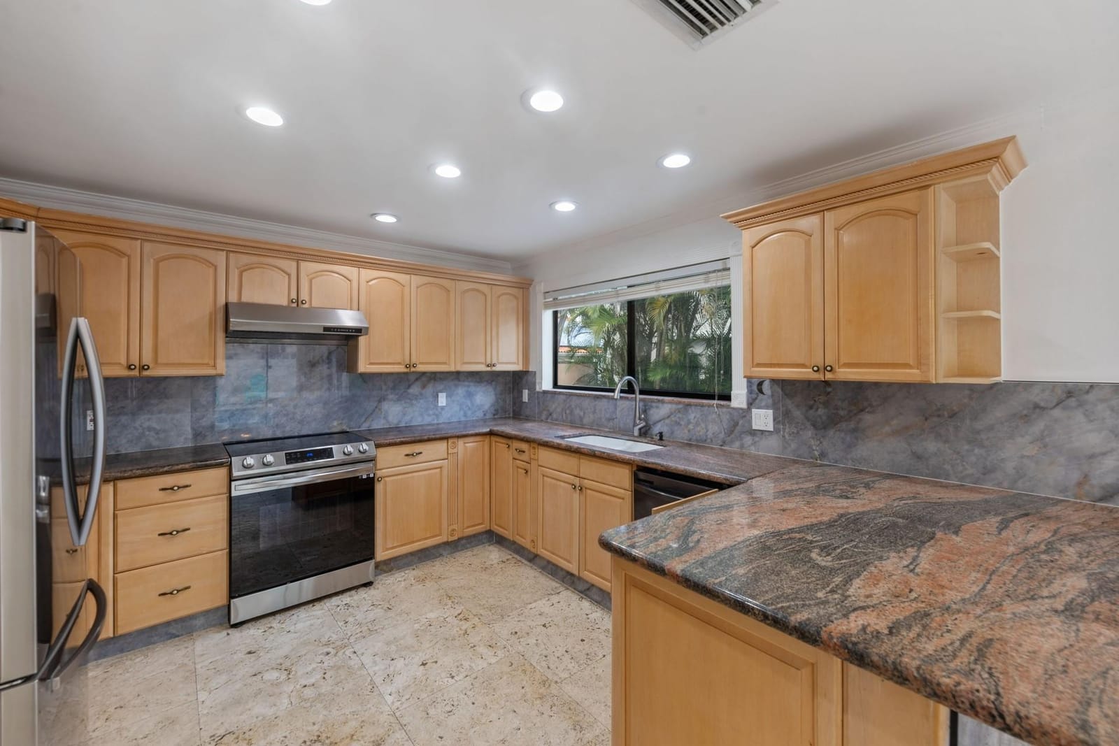 476 NW 38TH Terrace, Deerfield Beach, FL 33442 photo 7