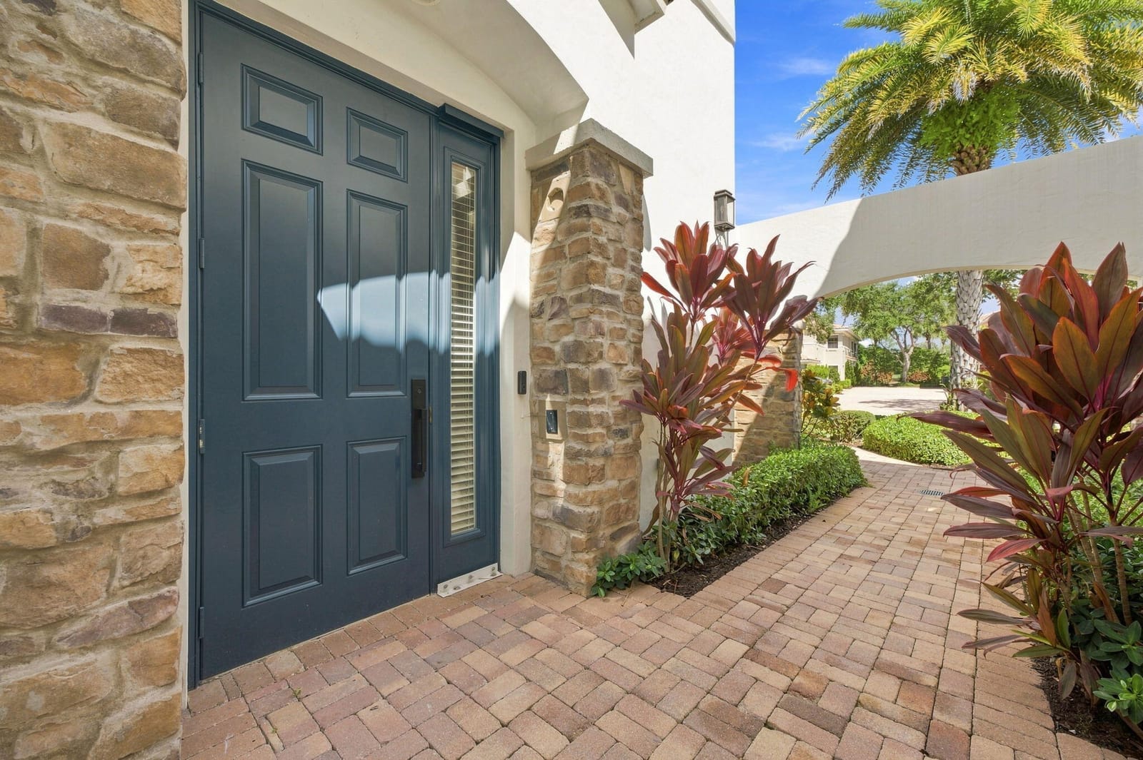 7634 Old Thyme Court — photo 2