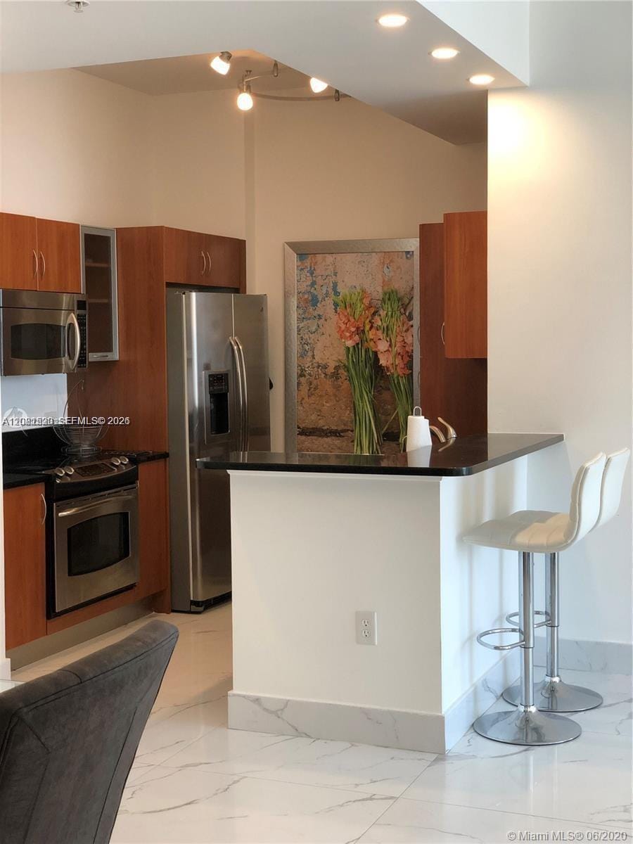 18800 NE 29th Avenue PH17 — photo 3