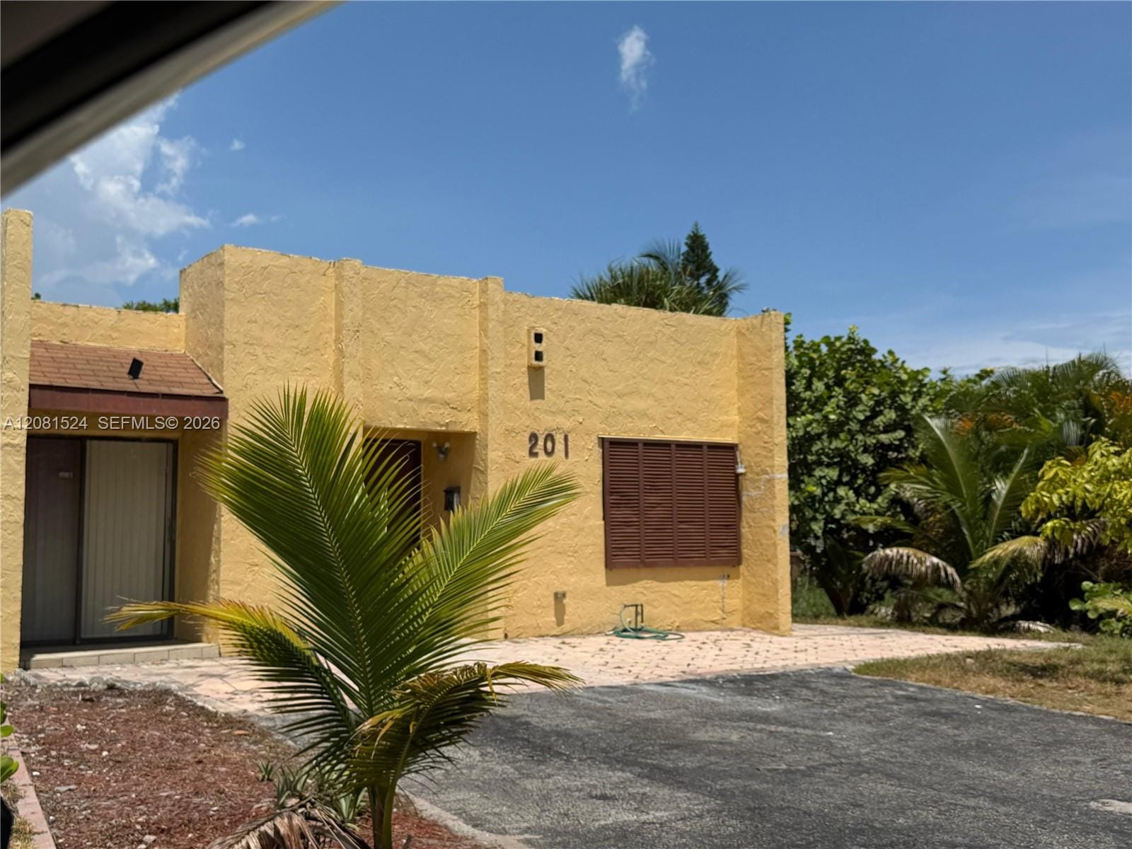 201 NW 43rd Place 201, Deerfield Beach, FL 33064