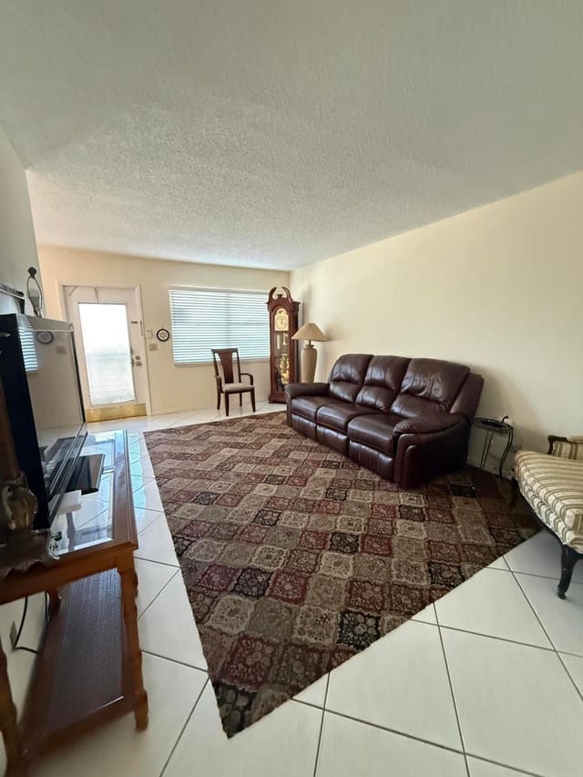 3018 WOLVERTON A E 3018, Boca Raton, FL 33434
