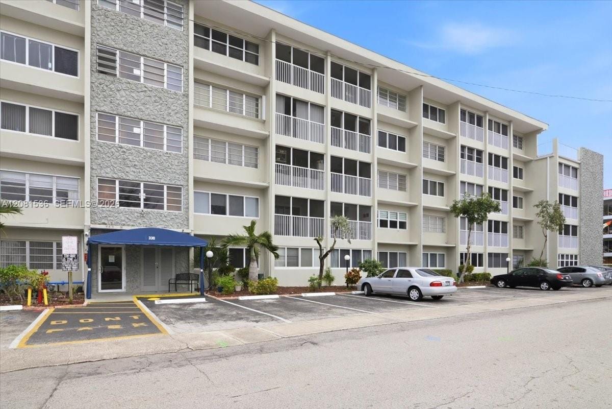 330 SE 2nd Street 501G, Hallandale Beach, FL 33009