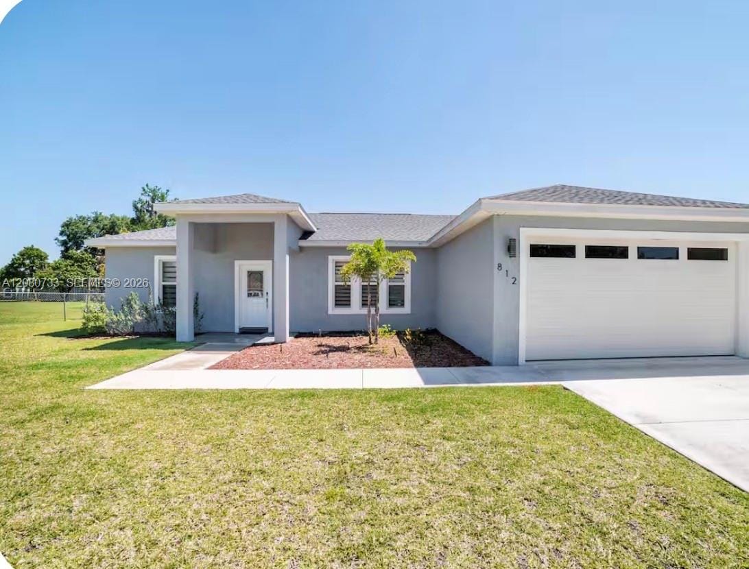 812 Lake Betty Drive, Lake Placid, FL 33852