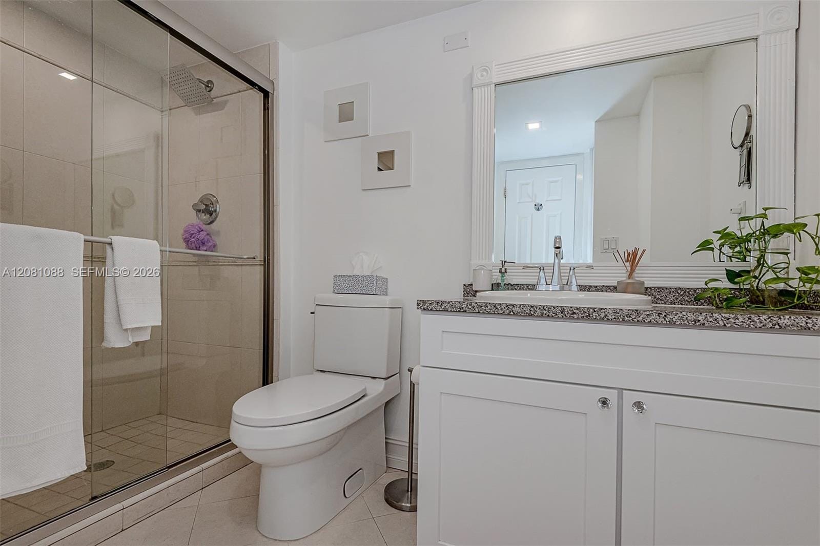 3475 N Country Club Drive 807 — photo 9