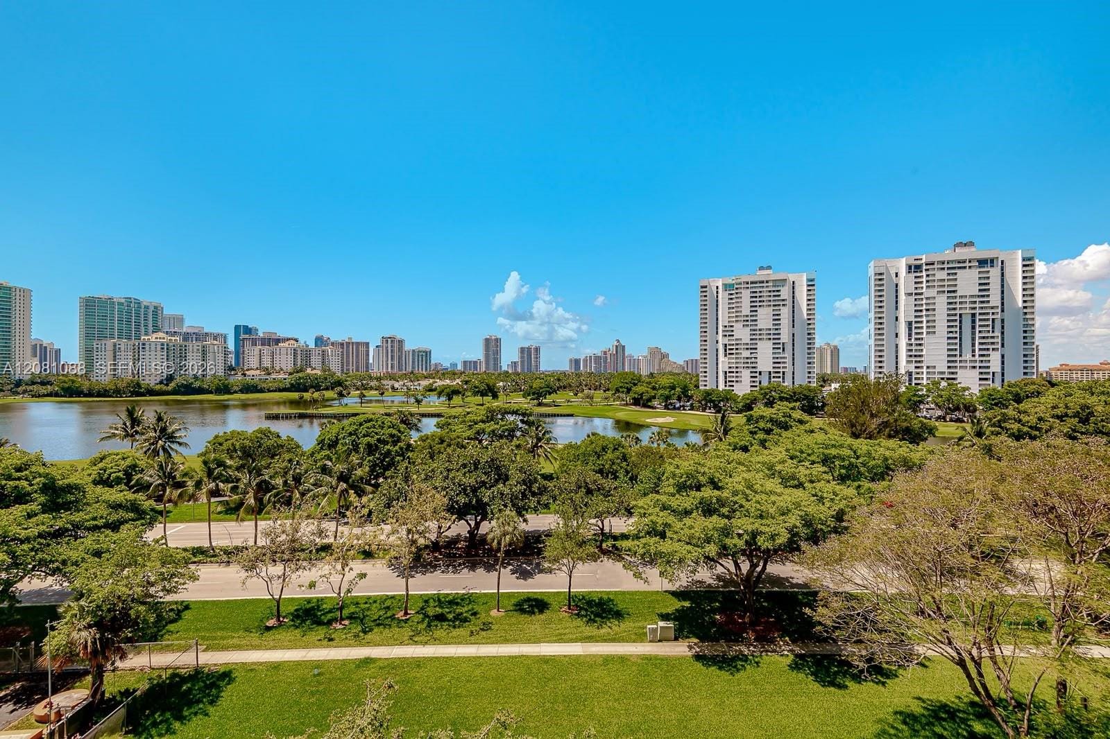 3475 N Country Club Drive 807, Aventura, FL 33180 photo 17