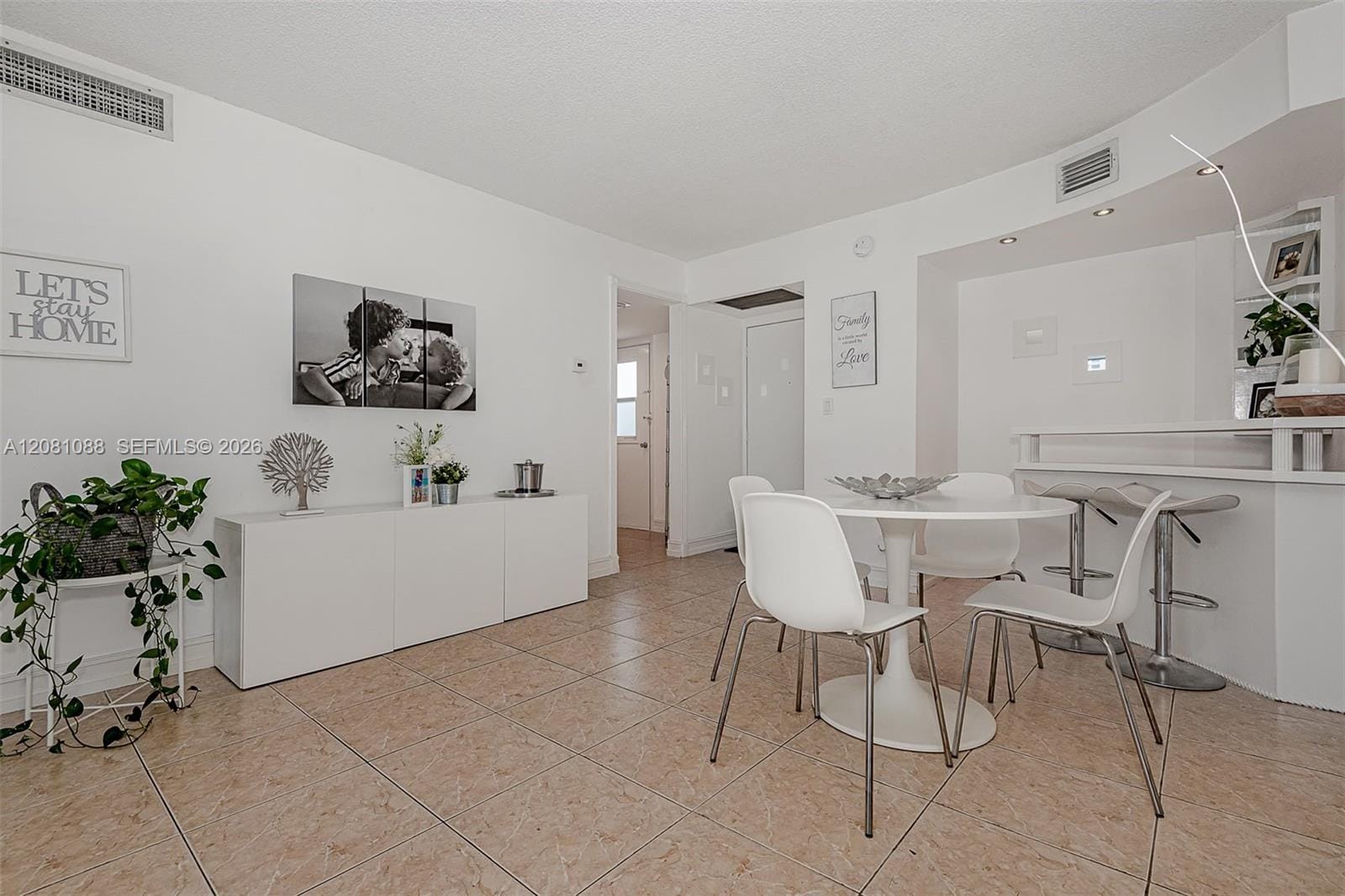 3475 N Country Club Drive 807 — photo 5