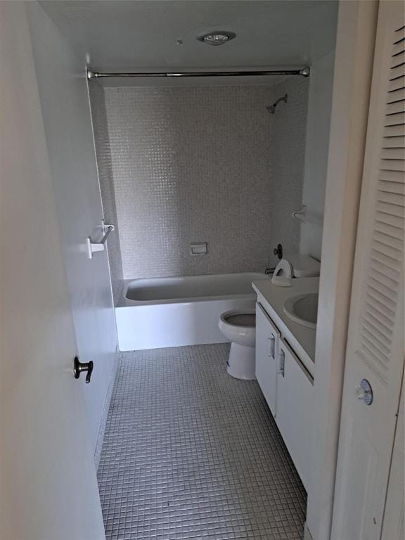 4174 Inverrary Drive 505 — photo 9