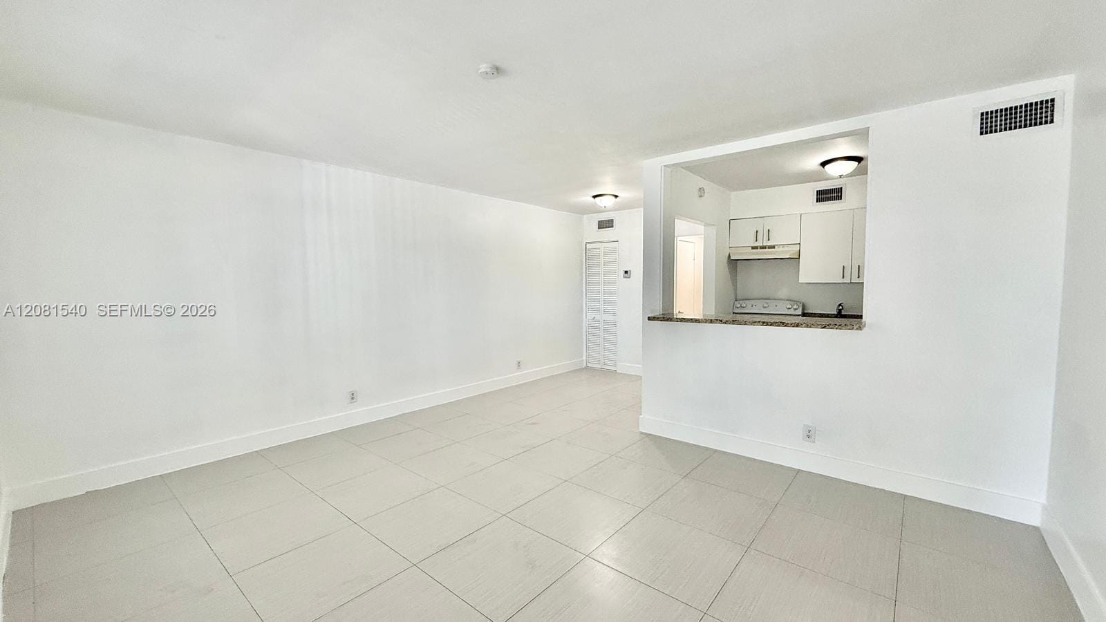 42 SW 14th Street 101 — photo 3