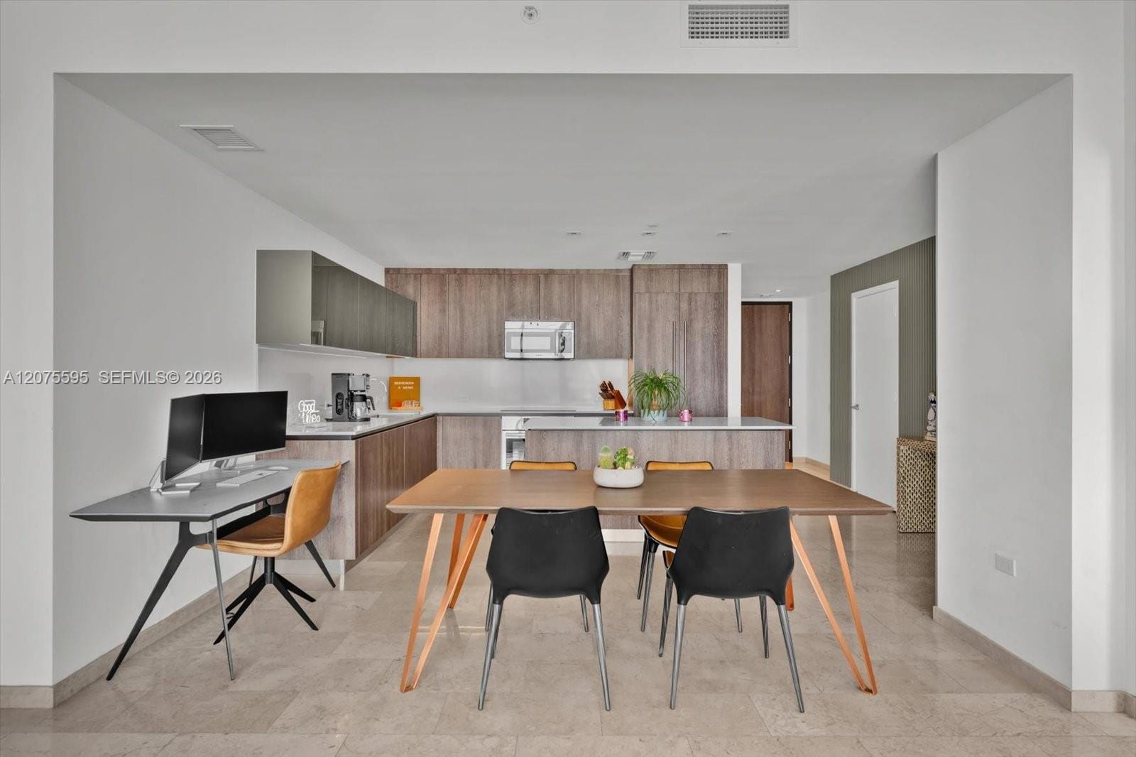 88 SW 7th Street 2204, Miami, FL 33130 photo 11
