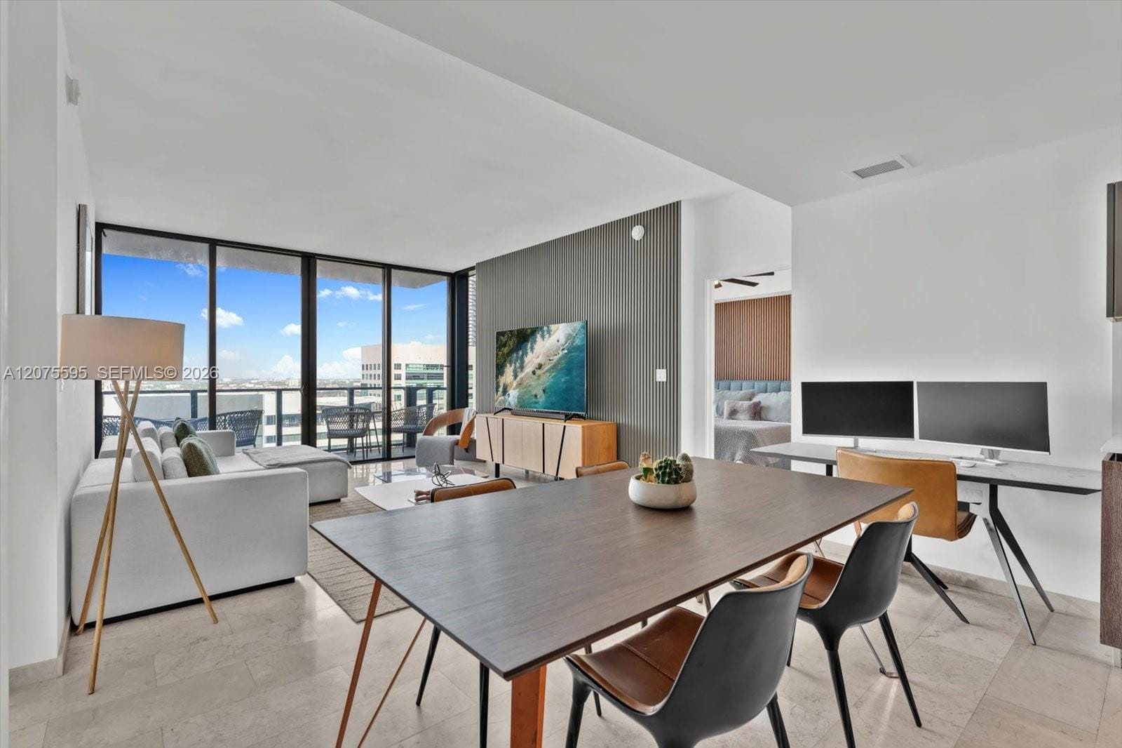 88 SW 7th Street 2204, Miami, FL 33130 photo 10