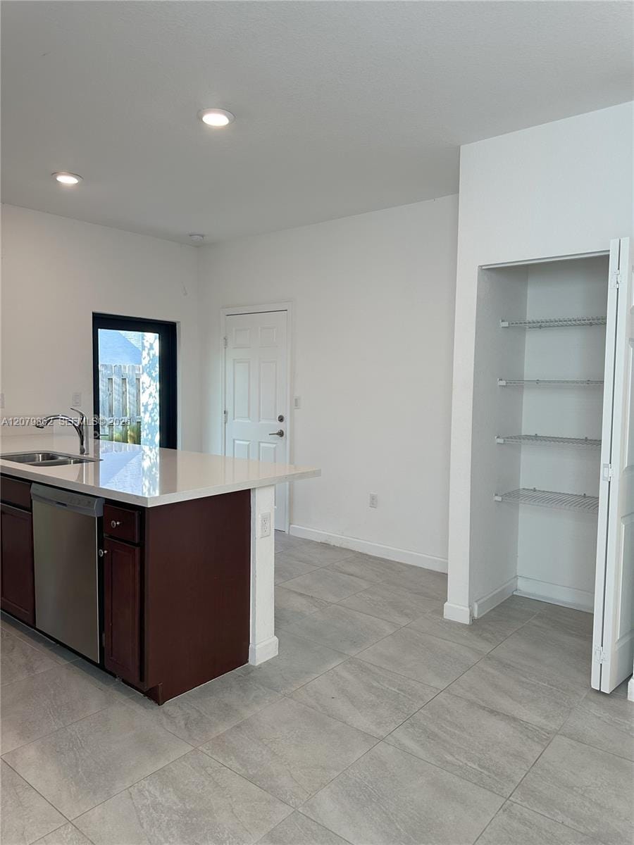 1602 SW 28th Court — photo 6