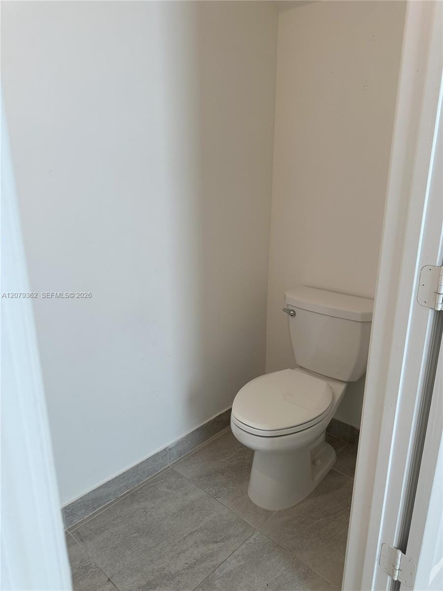 1602 SW 28th Court — photo 8