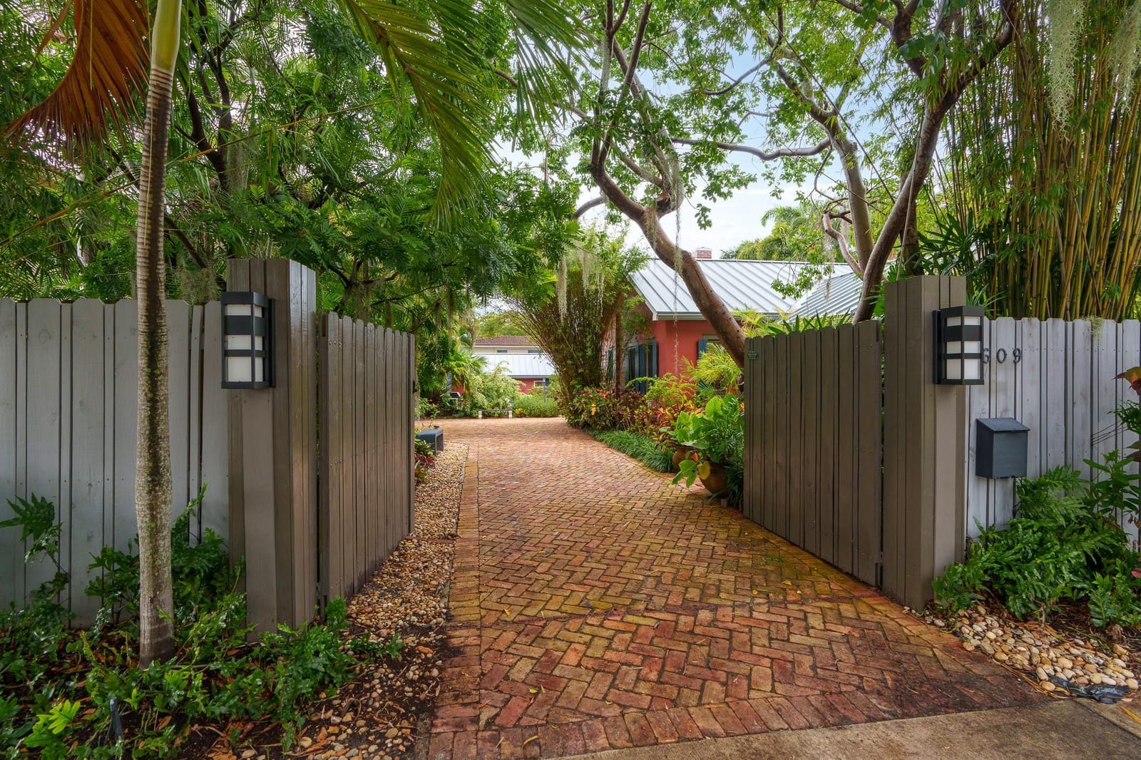 1609 NE 2ND Court, Fort Lauderdale, FL 33301 photo 25