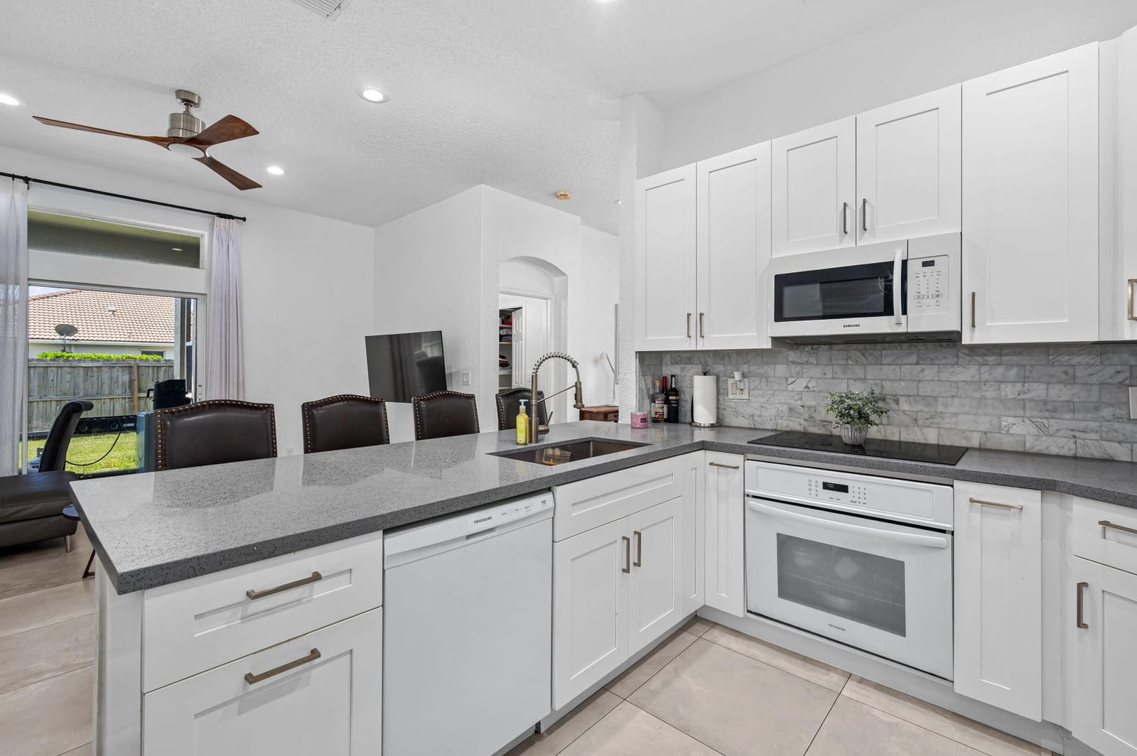 1834 CAPESIDE Circle, Wellington, FL 33414 photo 3