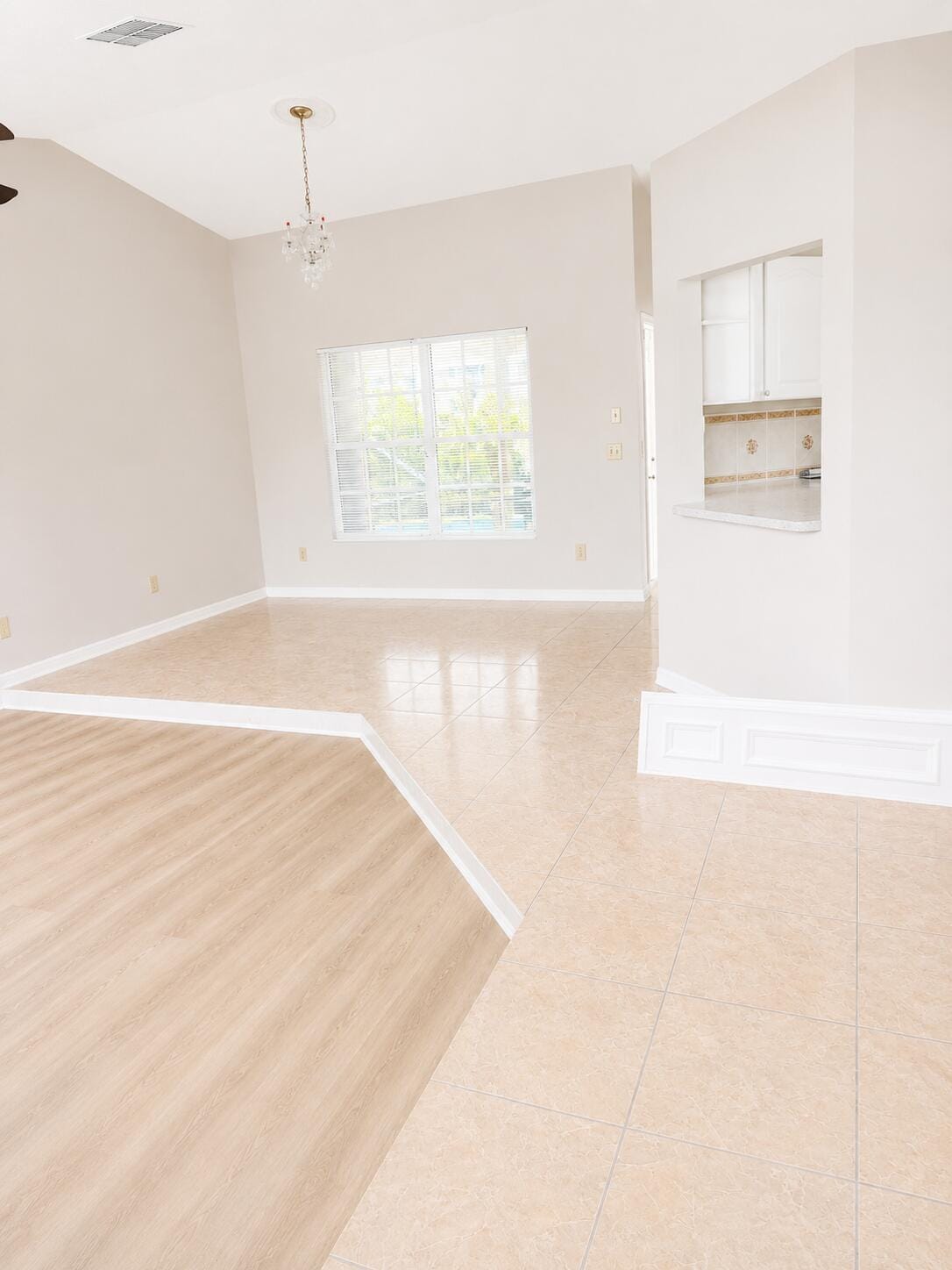 2109 SE Genoa Street — photo 3