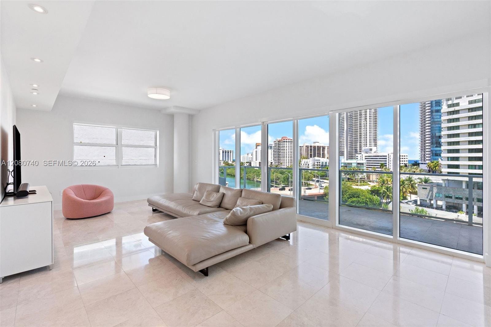 6103 Aqua Avenue 702 — photo 11