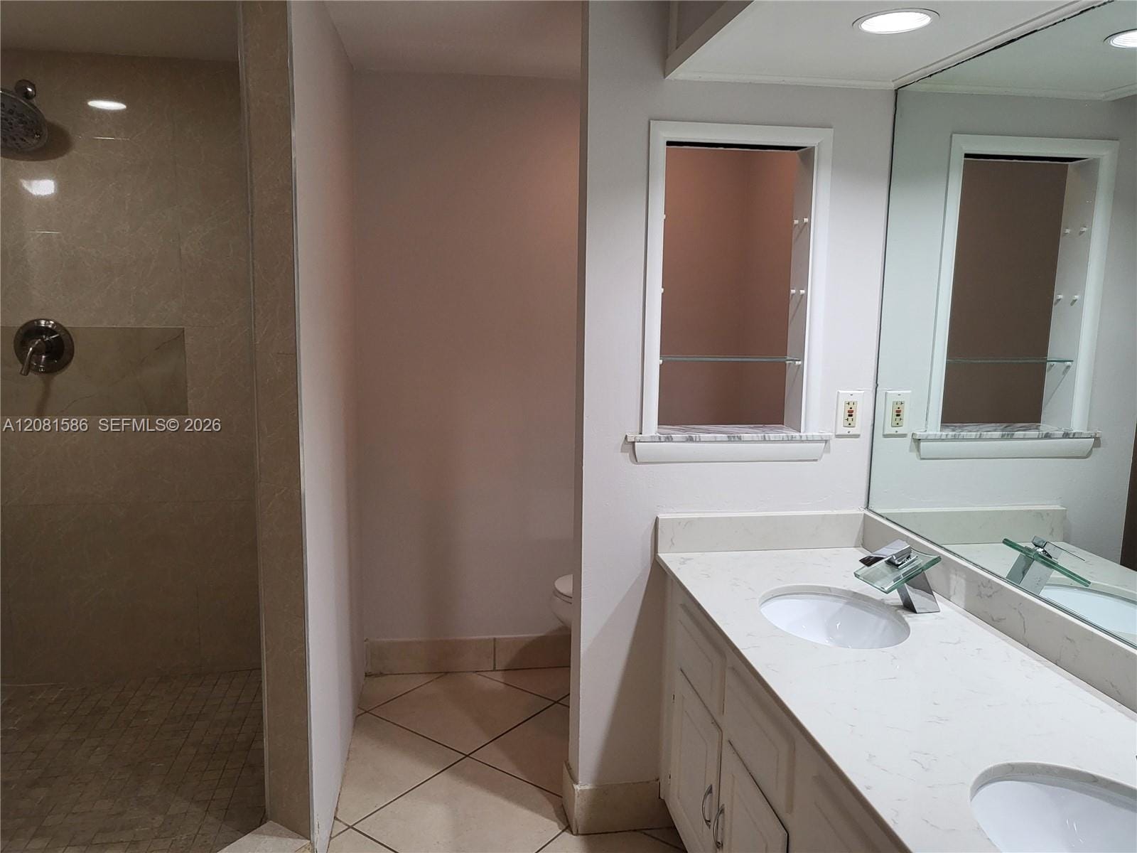 6924 SW 114th Place E56 — photo 8
