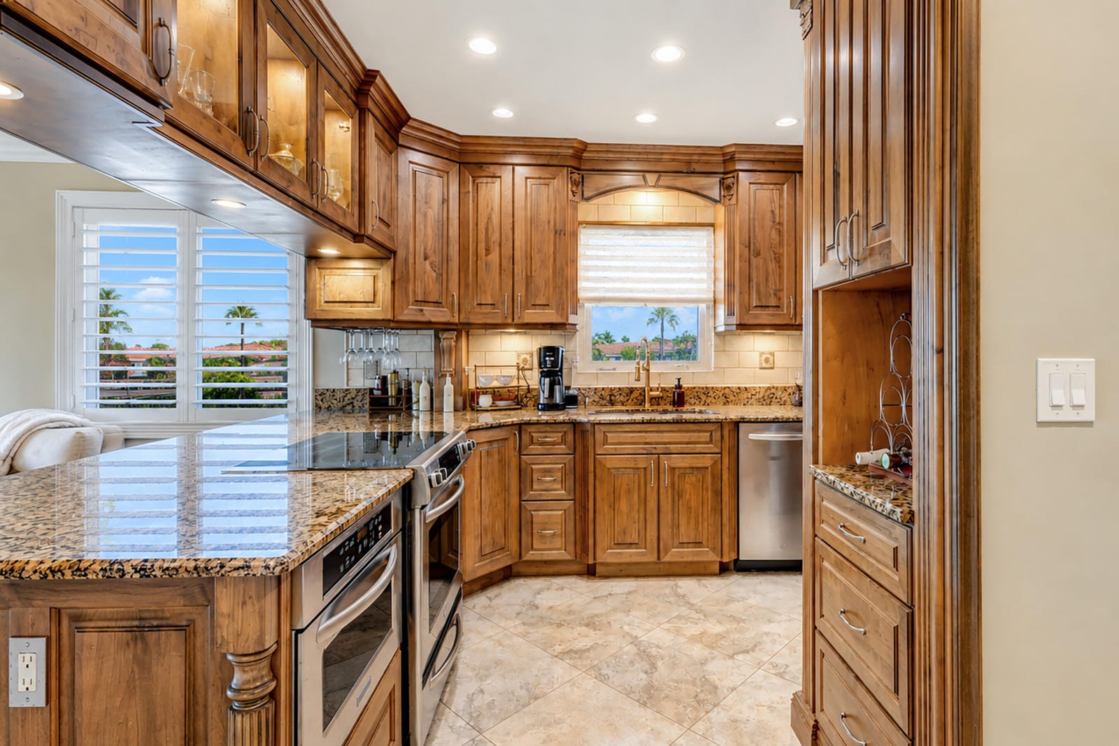 326 Northlake Drive 201 — photo 6
