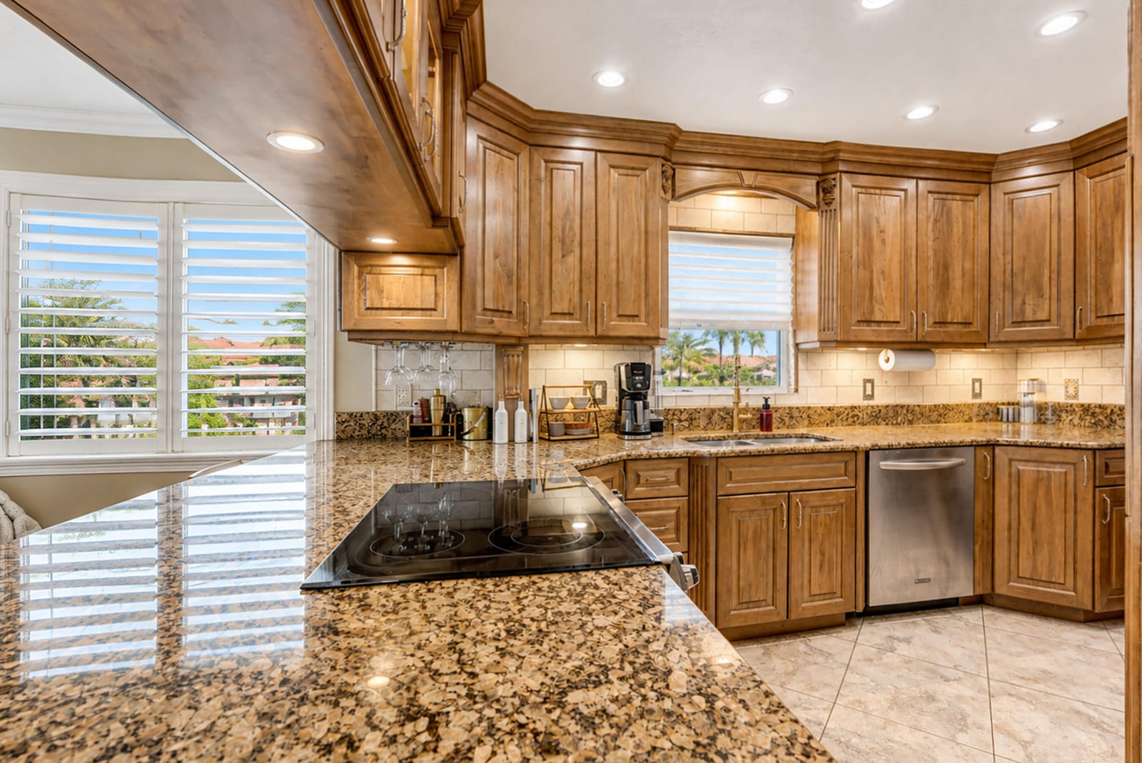 326 Northlake Drive 201 — photo 7