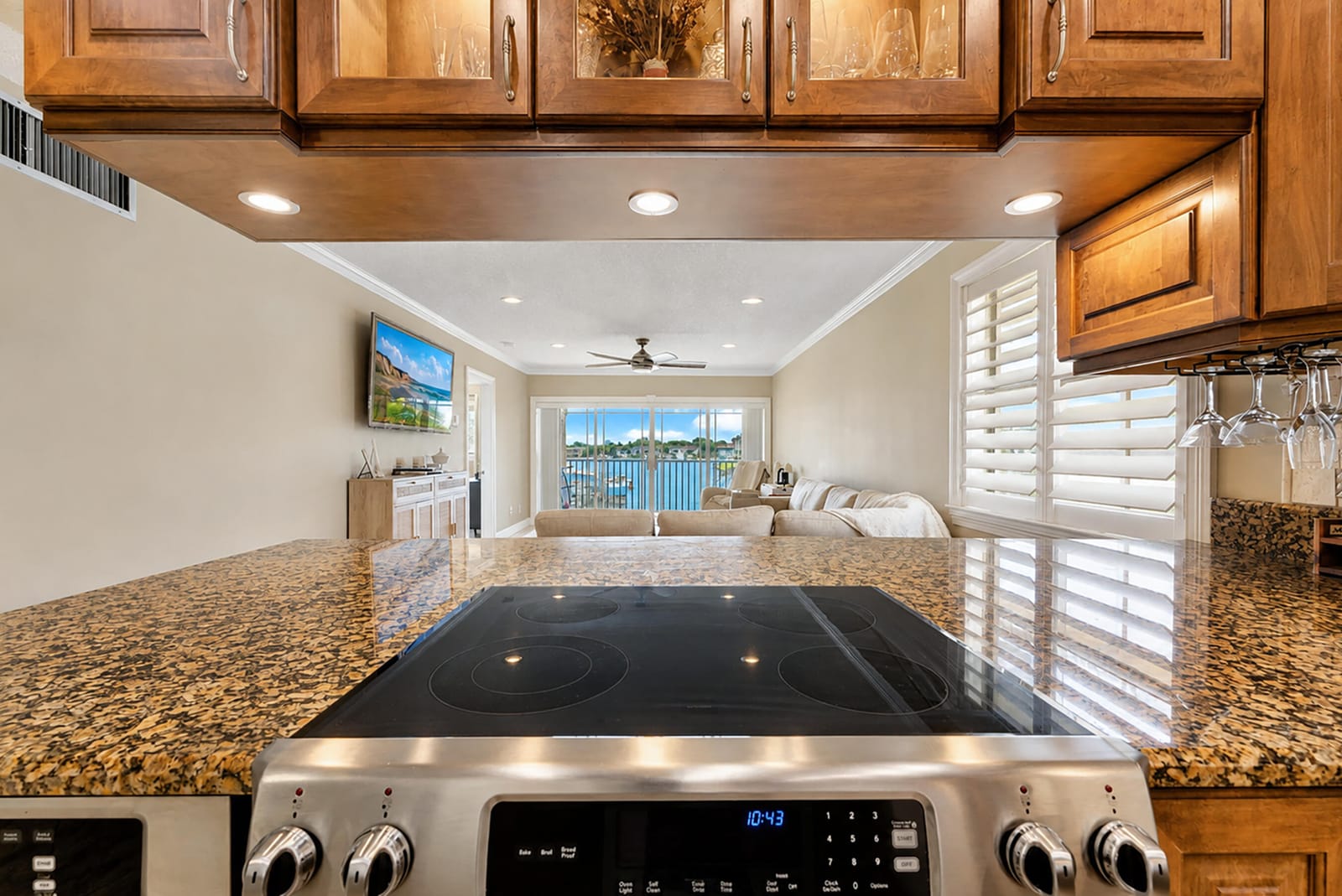 326 Northlake Drive 201 — photo 10