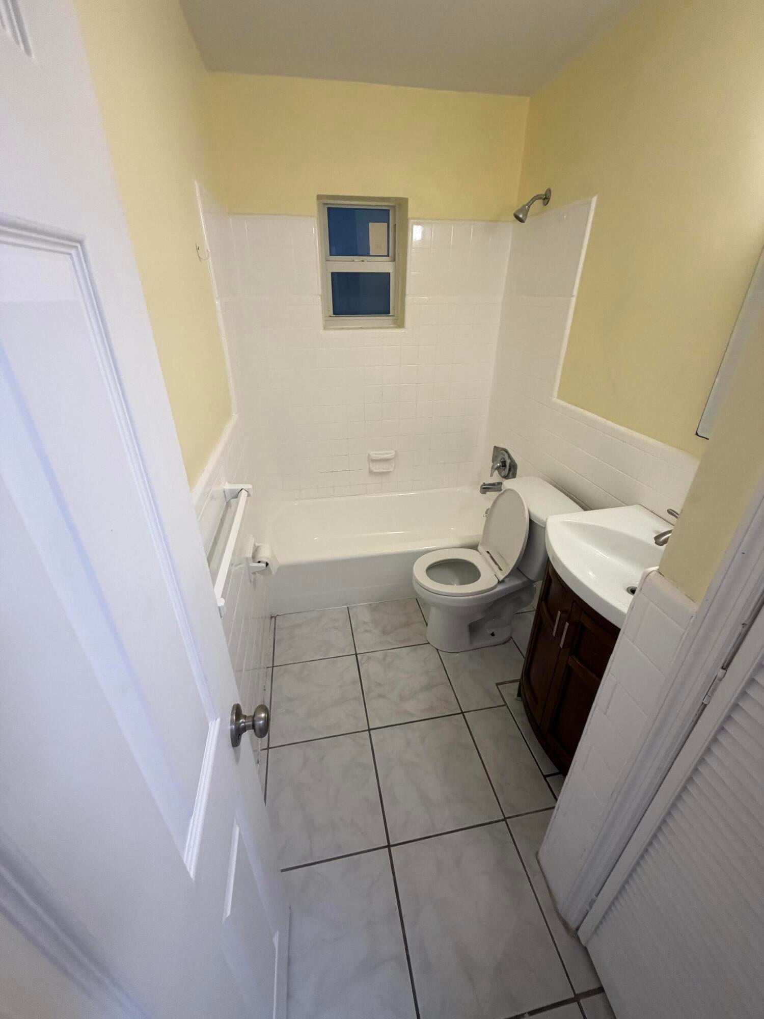 4852 SW 44TH Terrace, Dania Beach, FL 33314 photo 16