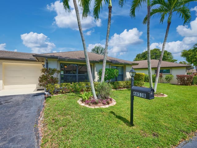 4853 Equestrian Circle B, Boynton Beach, FL 33436