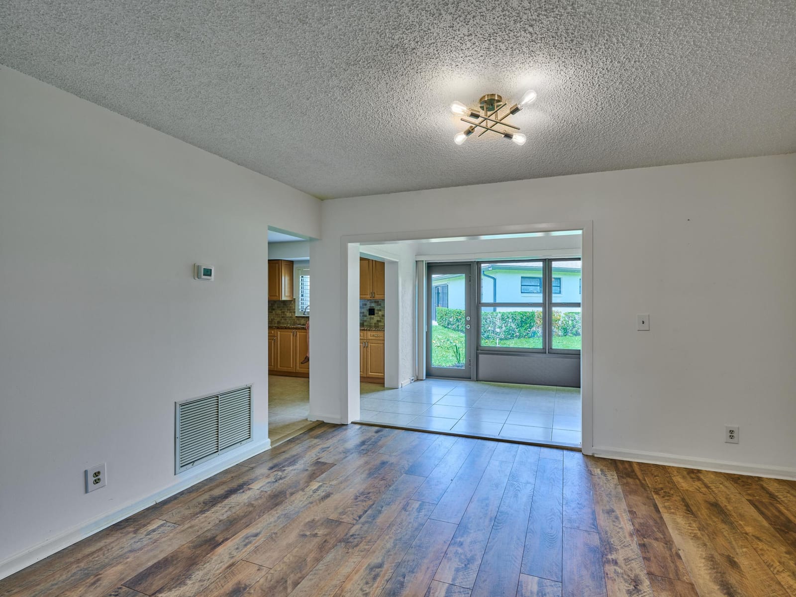 4853 Equestrian Circle B — photo 10