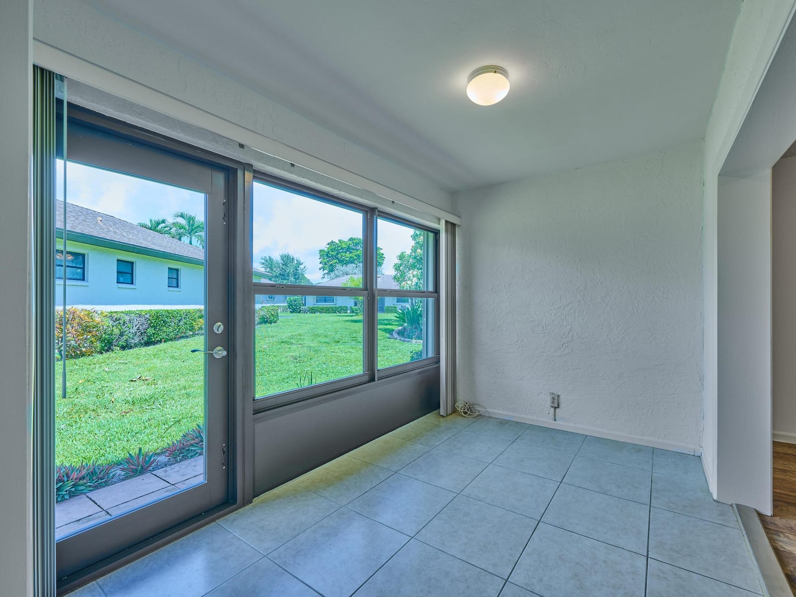 4853 Equestrian Circle B — photo 11