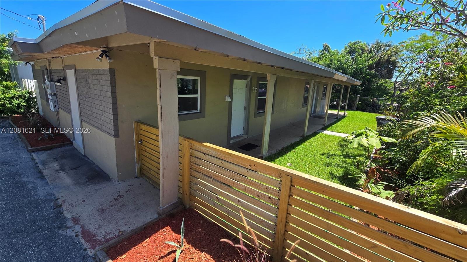 4000 Greenwood Avenue, West Palm Beach, FL 33407