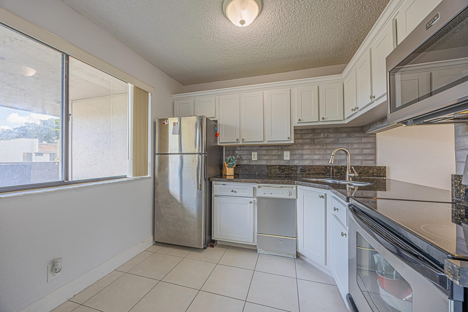 9541 SW 1ST Court 9541 — photo 3