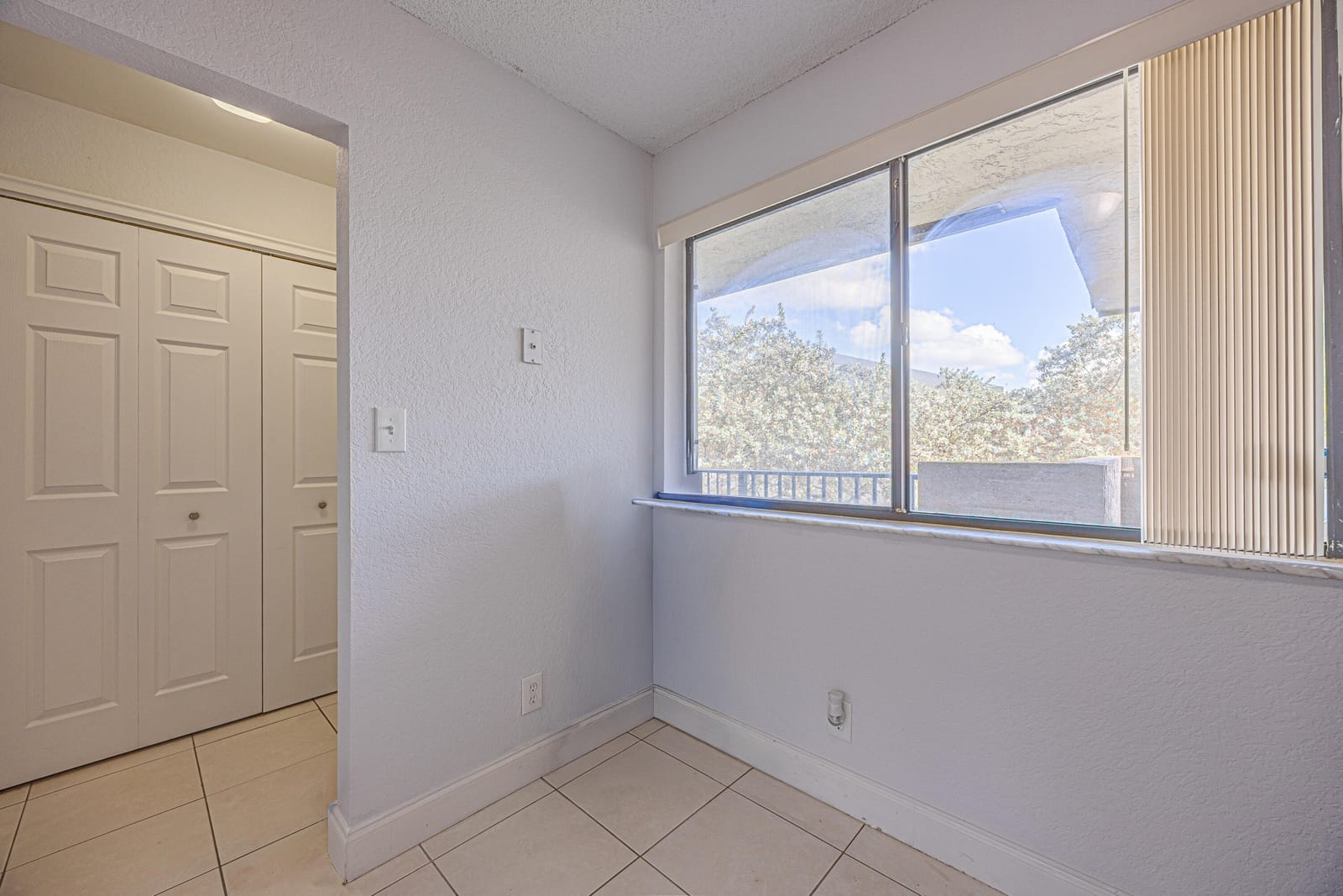 9541 SW 1ST Court 9541 — photo 5