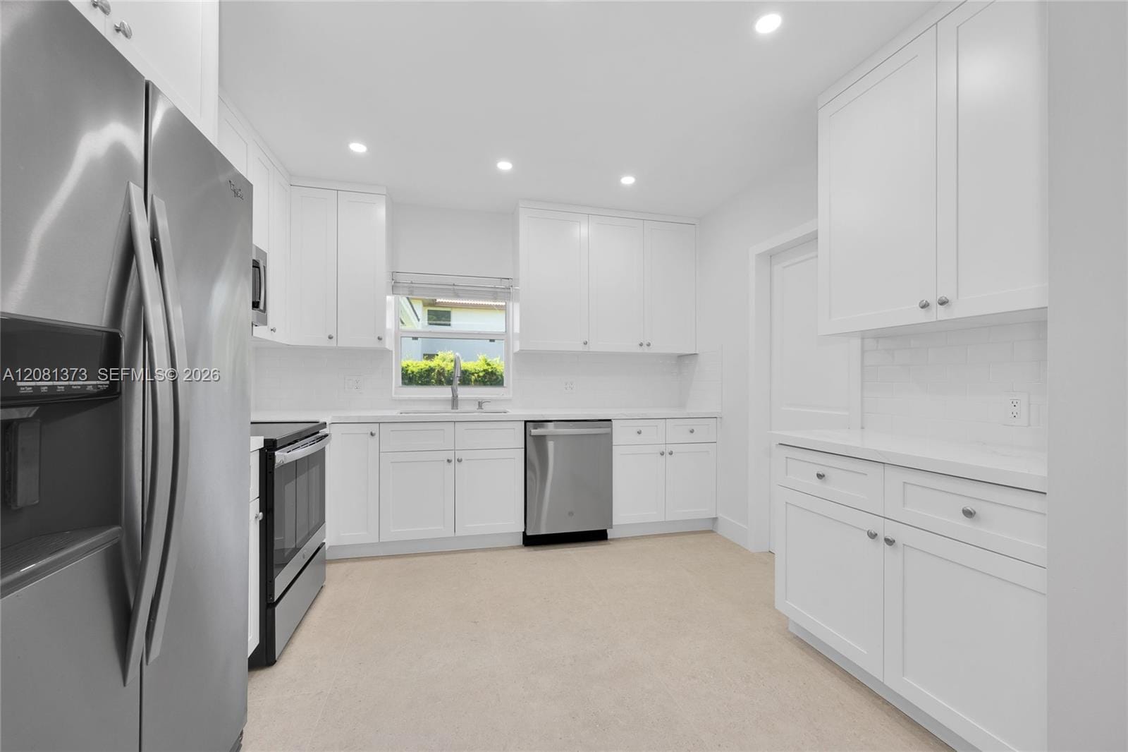 1540 Sarria Avenue, Coral Gables, FL 33146 photo 13