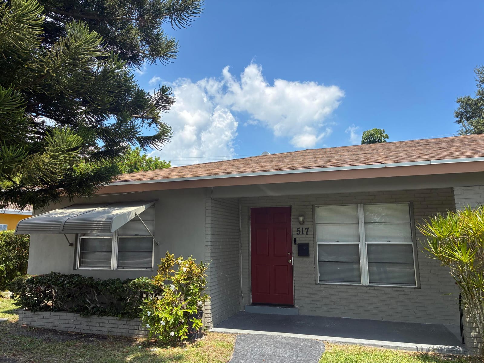 517 Silver Beach Road, Lake Park, FL 33403