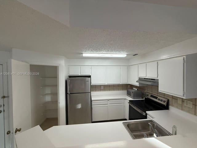 2550 SW 18th Terrace 1807, Fort Lauderdale, FL 33315