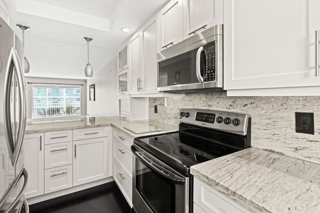 3114 S Ocean Boulevard 606, Highland Beach, FL 33487